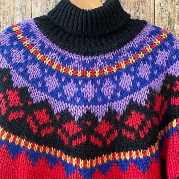 The Weathervane S Purple Red Fabrizio Vtg FairIsles Winter Chunky Knit Sweater - Picture 8 of 9